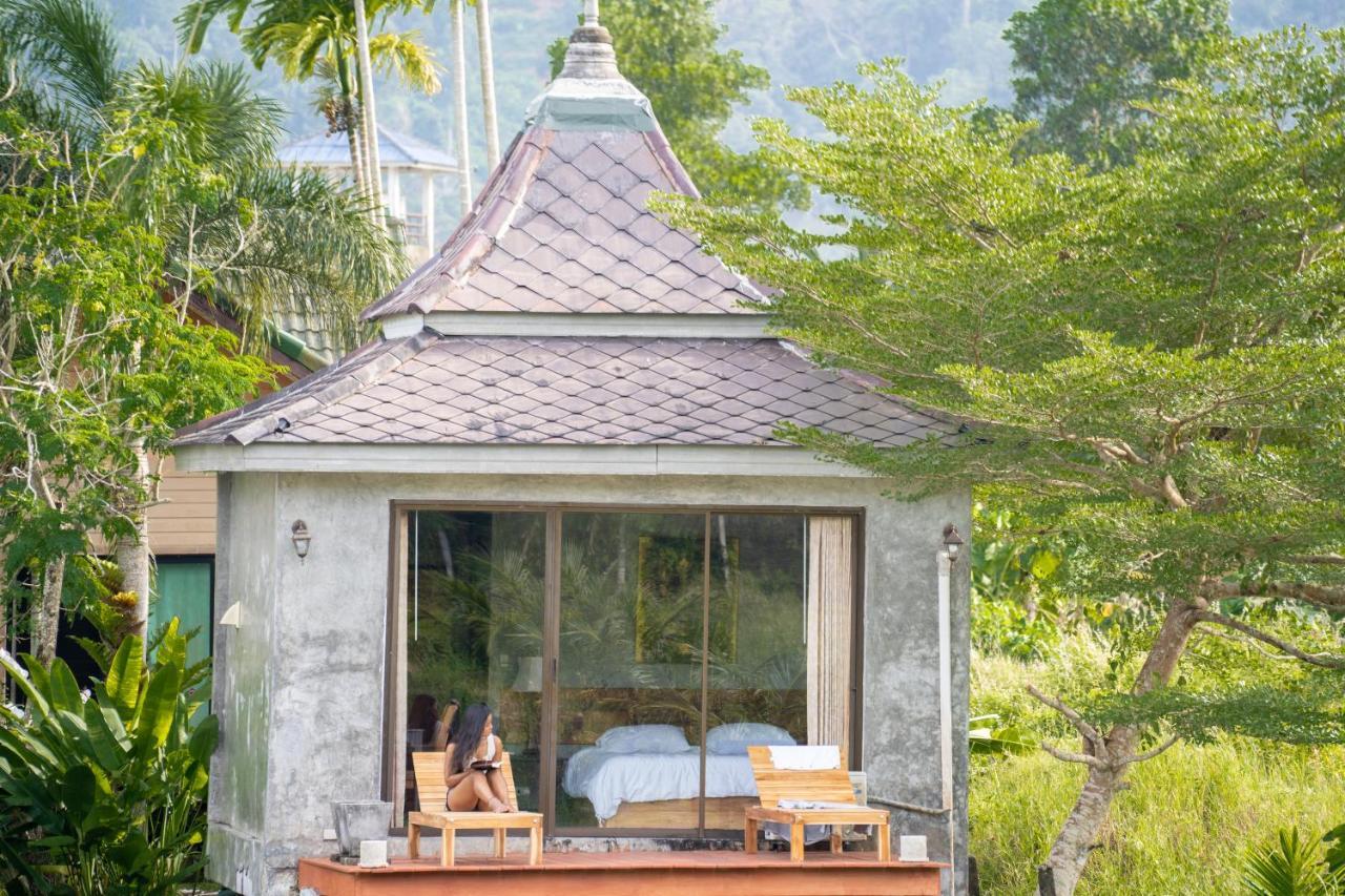 Anodard Phuket, Nai Yang Beach 타랑 외부 사진