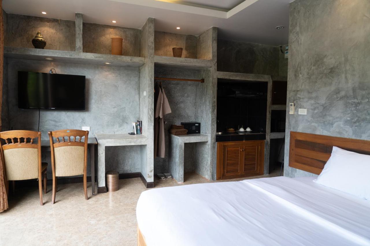 Anodard Phuket, Nai Yang Beach 타랑 외부 사진